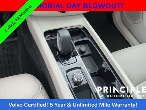 Certified 2023 Volvo XC60 B5 Plus w/ Protection Package Premier AWD/4WD image 20