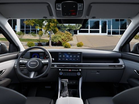 Used 2026 Hyundai Tucson SEL image 11