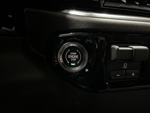 New 2026 Chevrolet Silverado 2500 LTZ w/ LTZ Premium Package image 15