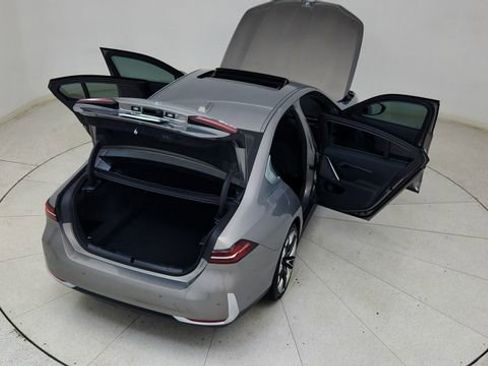 Used 2026 BMW 530i image 89