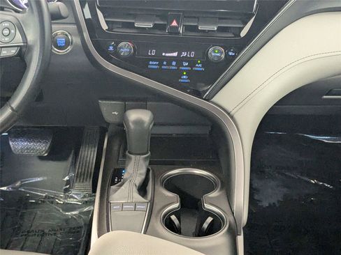 Used 2023 Toyota Camry SE w/ Convenience Package FWD image 39