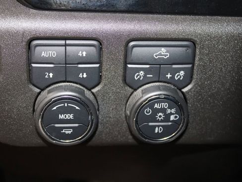 Used 2023 Chevrolet Silverado 1500 RST image 39