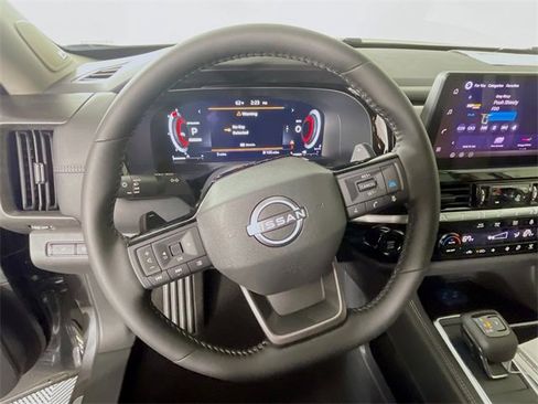 New 2026 Nissan Pathfinder Platinum image 8