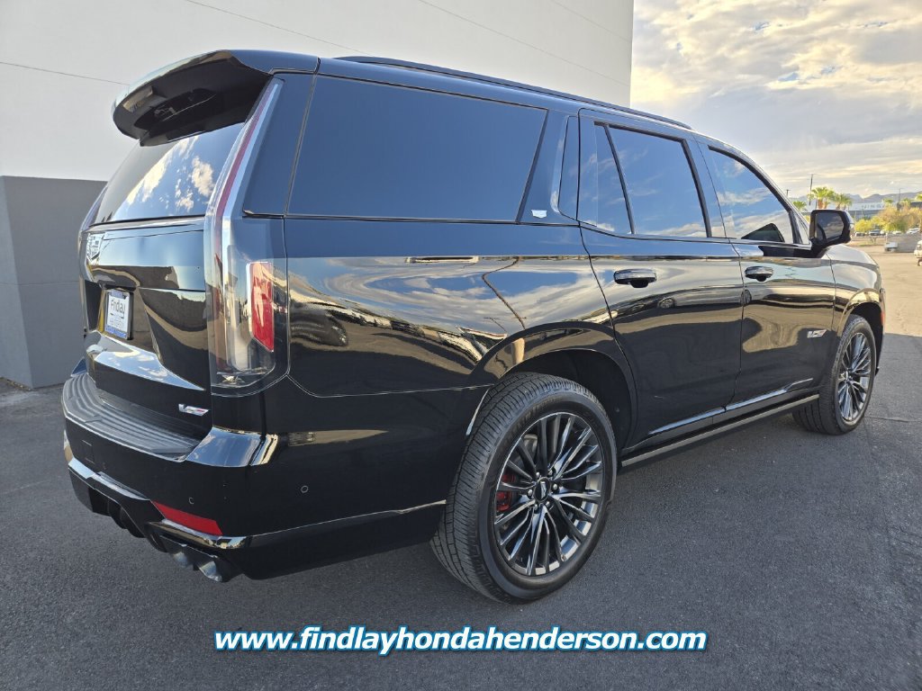 Used 2023 Cadillac Escalade V w/ LPO, ONYX Package AWD/4WD image 6