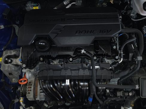 Used 2021 Hyundai Elantra SEL FWD image 30