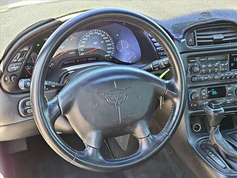 Used 2001 Chevrolet Corvette Convertible w/ Preferred Equipment Group2 RWD image 14