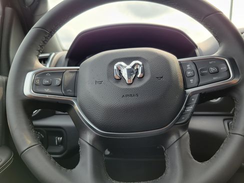 Used 2026 RAM 2500 Big Horn AWD/4WD image 8