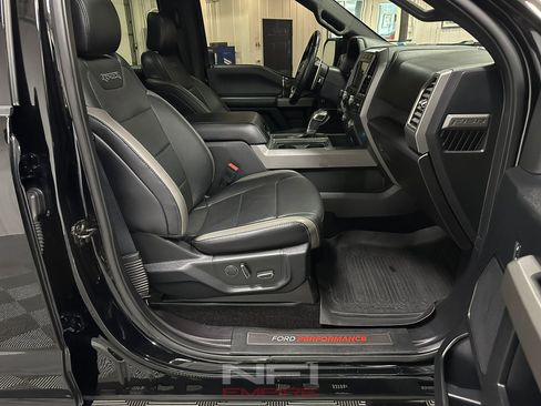 Used 2018 Ford F150 Raptor w/ Equipment Group 802A Luxury image 44