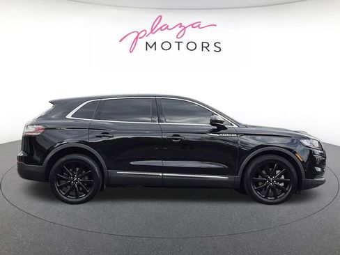 Used 2022 Lincoln Nautilus Reserve w/ Equipment Group 201A AWD/4WD image 4