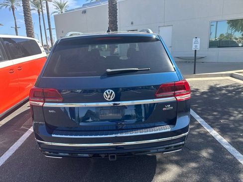 Used 2019 Volkswagen Atlas SEL R-Line AWD/4WD image 6