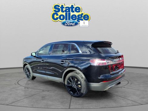 Used 2020 Lincoln Nautilus Reserve w/ Equipment Group 202A image 6