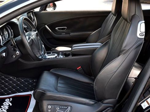 Used 2015 Bentley Continental GT image 23