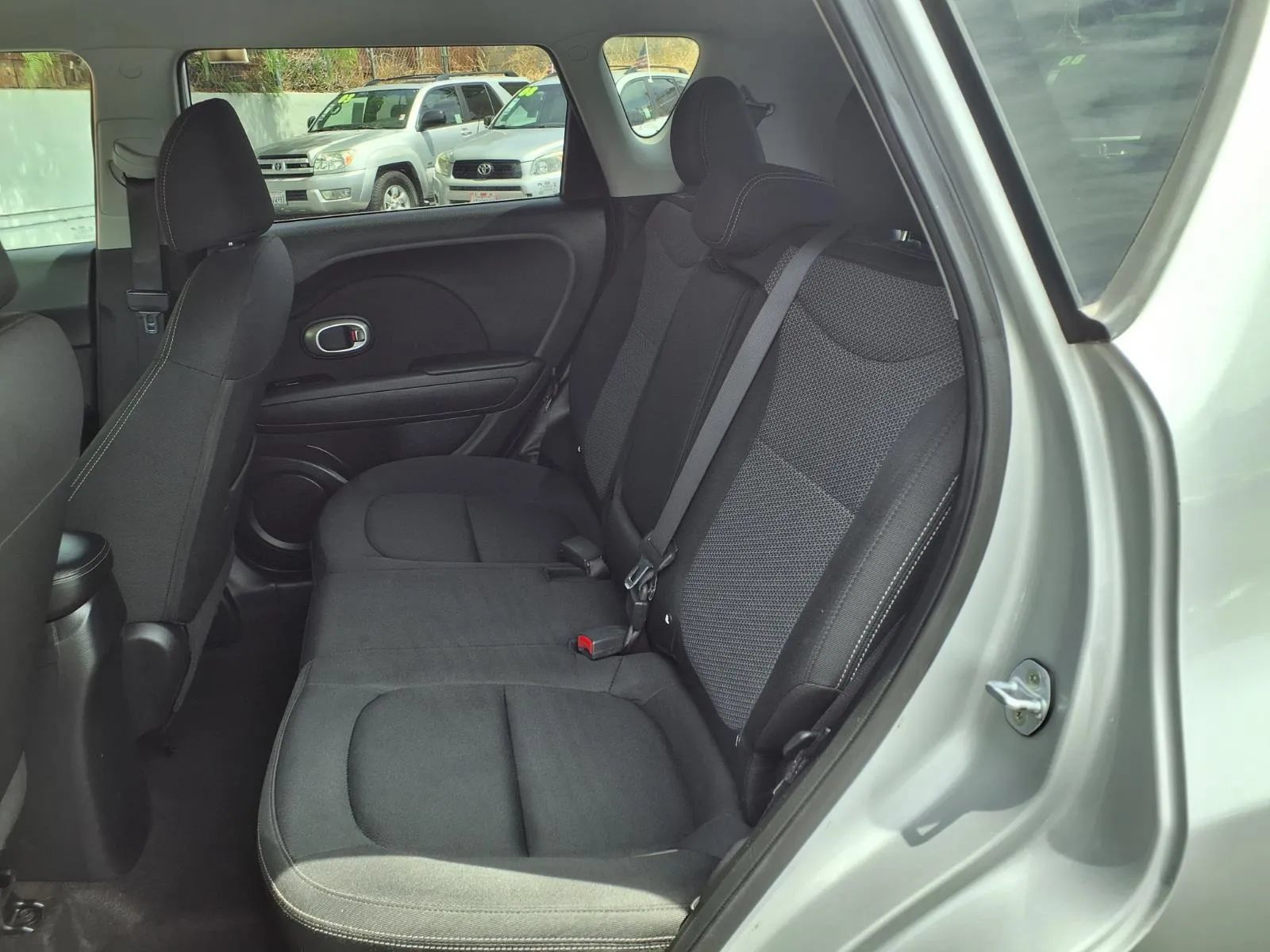 Used 2019 Kia Soul + FWD image 18