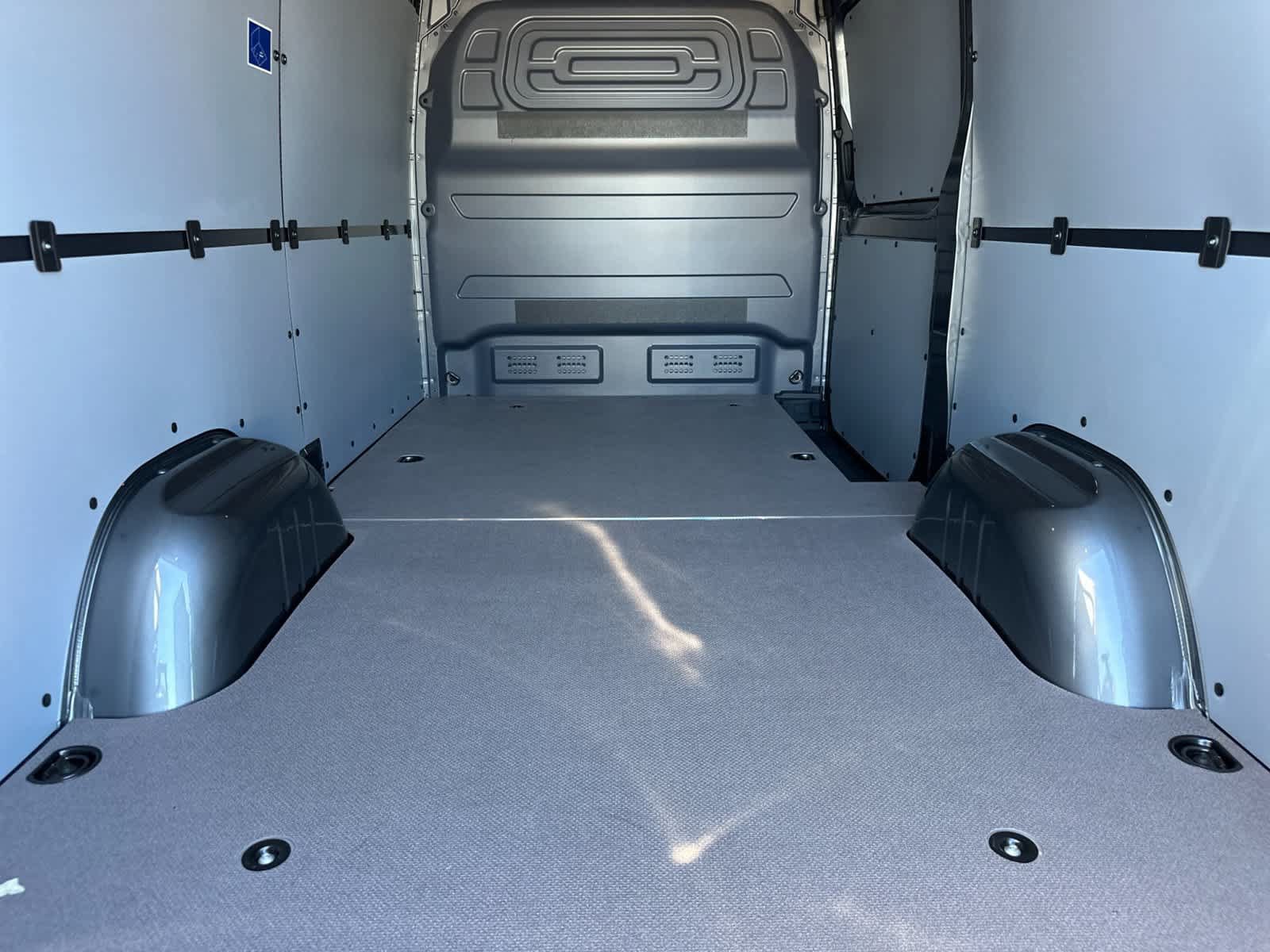 New 2025 Mercedes-Benz Sprinter 2500 image 17