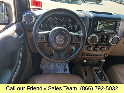 Used 2015 Jeep Wrangler Unlimited Sahara w/ Dual Top Group image 17