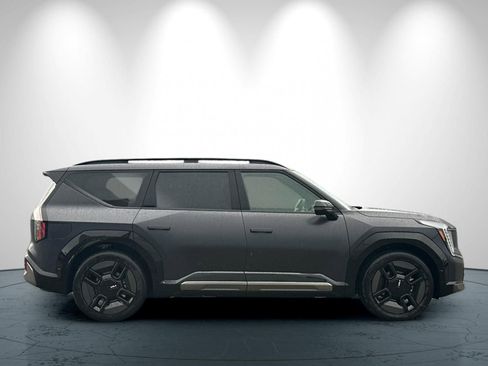 New 2026 Kia EV9 GT-Line image 3