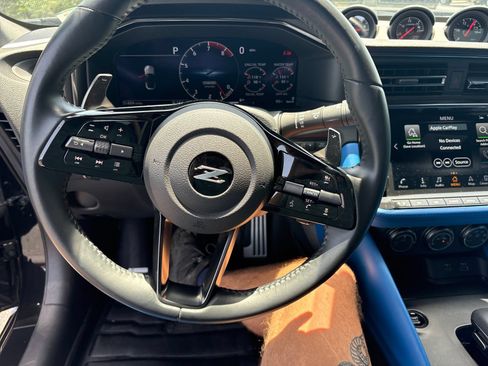 Used 2024 Nissan Z Performance w/ Floor Mat Package RWD image 15
