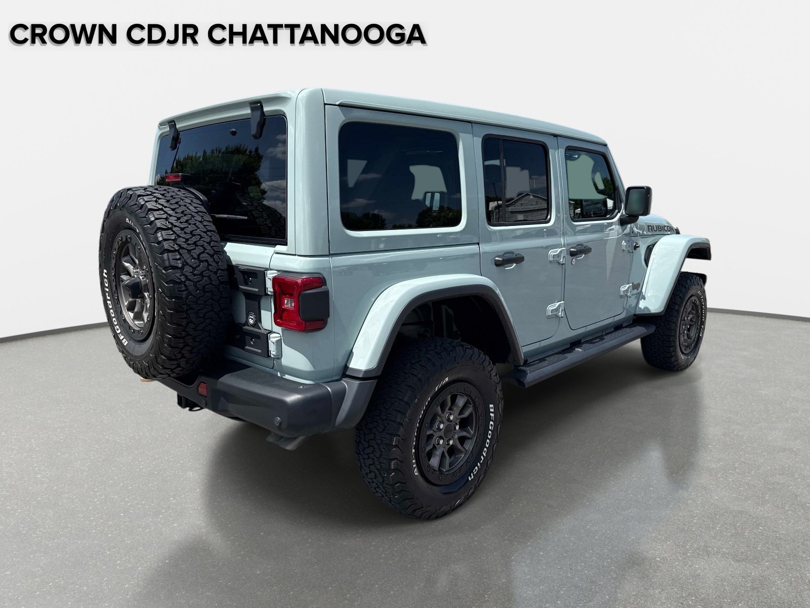 Used 2023 Jeep Wrangler Unlimited Rubicon 392 w/ Trailer Tow Package AWD/4WD image 4