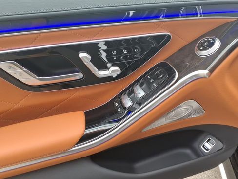 New 2026 Mercedes-Benz S 580 4MATIC Sedan image 12