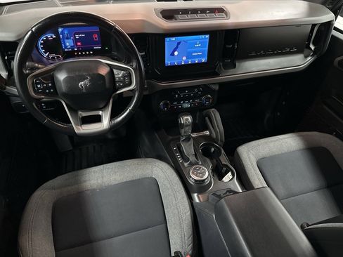 Used 2022 Ford Bronco Big Bend w/ Sasquatch Package image 13