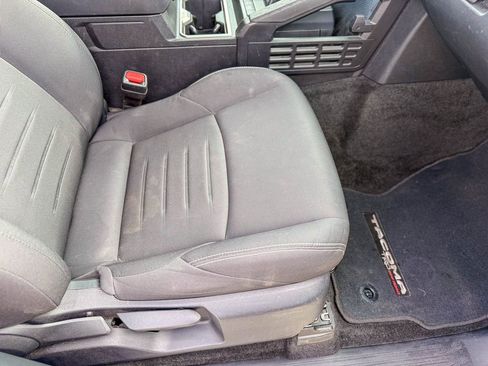 Used 2024 Toyota Tacoma TRD Off-Road image 11