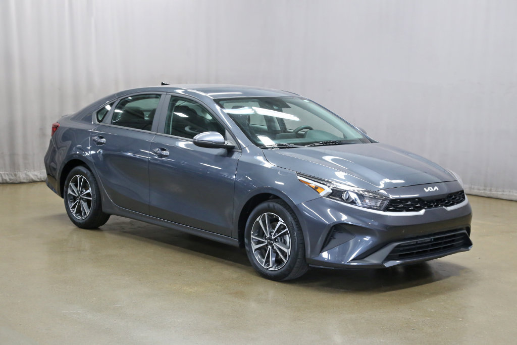 Certified 2024 Kia Forte LXS w/ LXS Technology Package FWD image 1