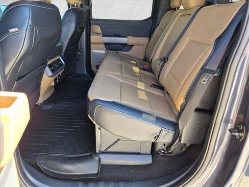 Used 2022 Ford F150 Lariat w/ Equipment Group 501A Mid AWD/4WD image 17