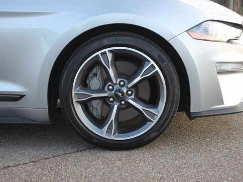 Used 2023 Ford Mustang GT Premium w/ Equipment Group 401A image 4