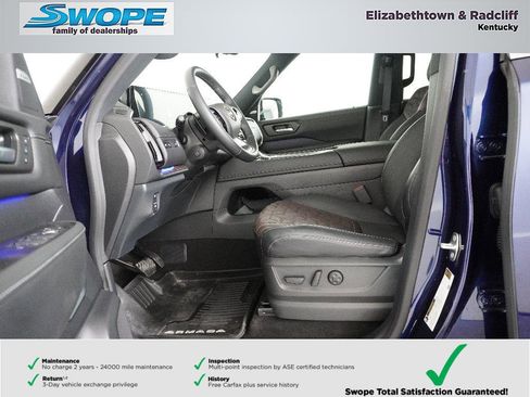 Used 2025 Nissan Armada Platinum image 14