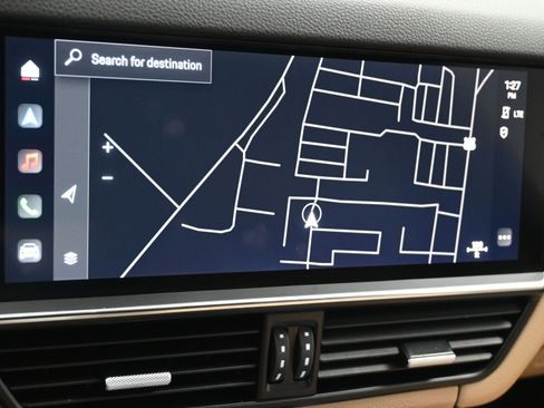 Used 2023 Porsche Cayenne E-Hybrid image 17