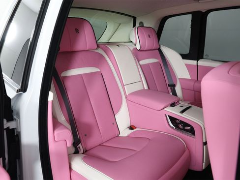 New 2025 Rolls-Royce Cullinan w/ Dynamic Package image 36