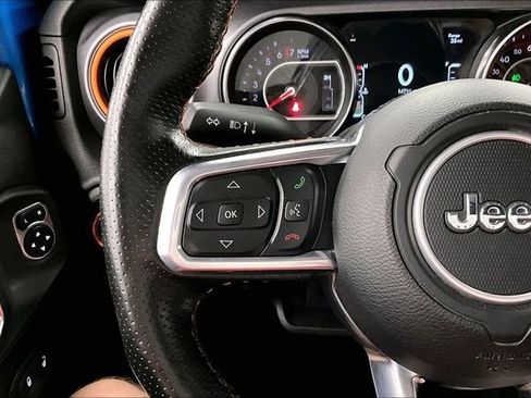 Used 2021 Jeep Gladiator Mojave w/ Cold Weather Group AWD/4WD image 27