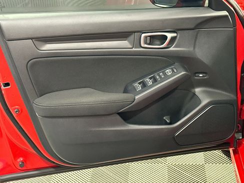 Used 2025 Honda Civic Sport image 15