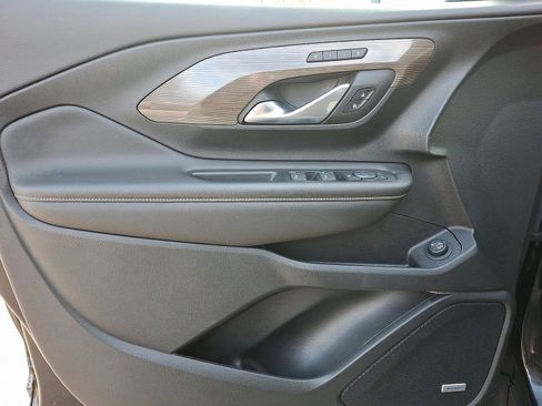 Certified 2022 GMC Terrain Denali w/ Denali Premium Package image 10