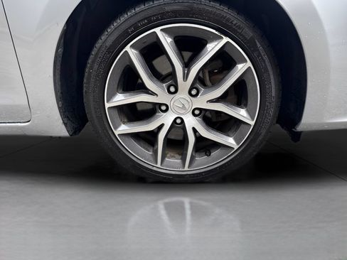 Used 2020 Acura ILX FWD image 2