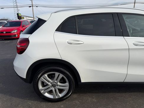 Used 2019 Mercedes-Benz GLA 250 4MATIC image 44