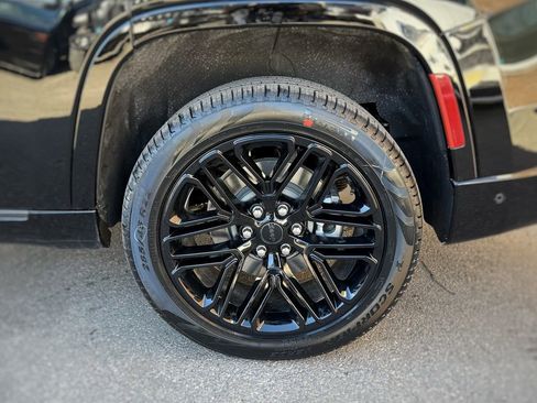 New 2026 Jeep Grand Wagoneer Limited image 16