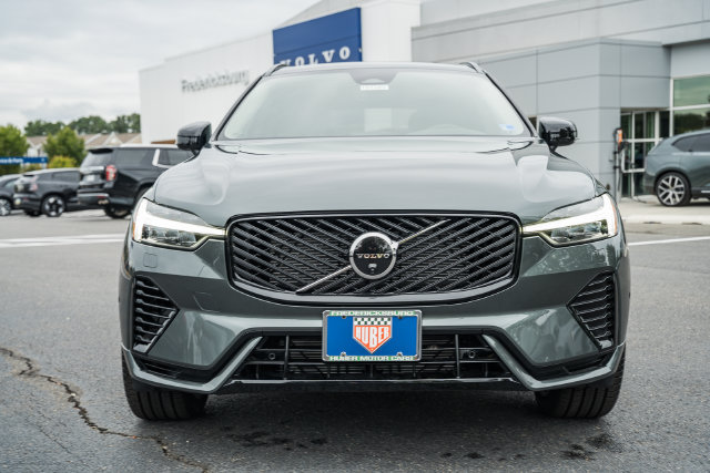 New 2027 Volvo XC60 T8 Ultra AWD/4WD image 2