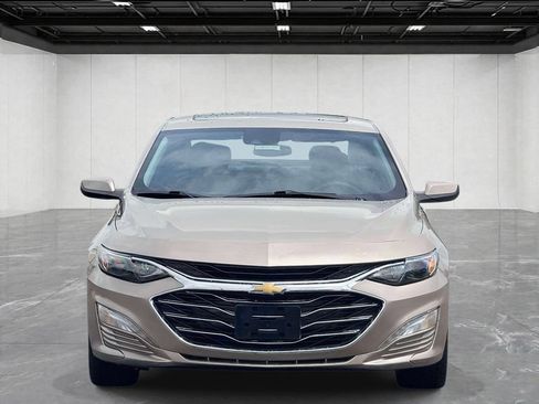 Used 2023 Chevrolet Malibu LT w/ Driver Confidence Package FWD image 2
