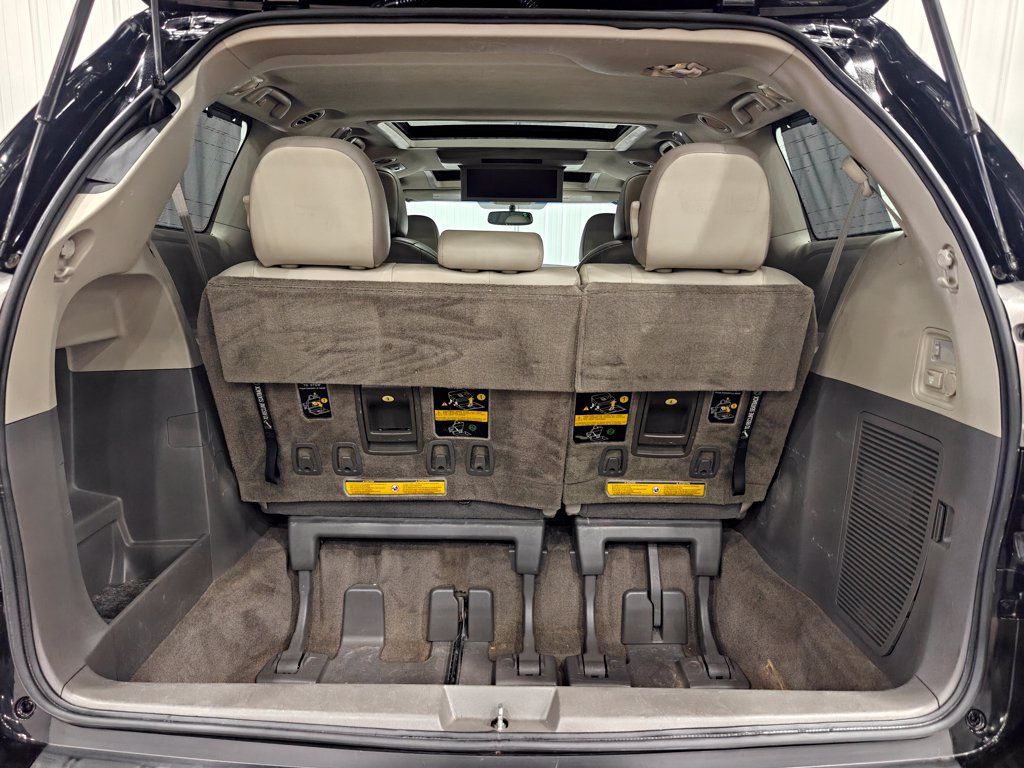 Used 2013 Toyota Sienna Limited w/ Premium Pkg AWD/4WD image 33