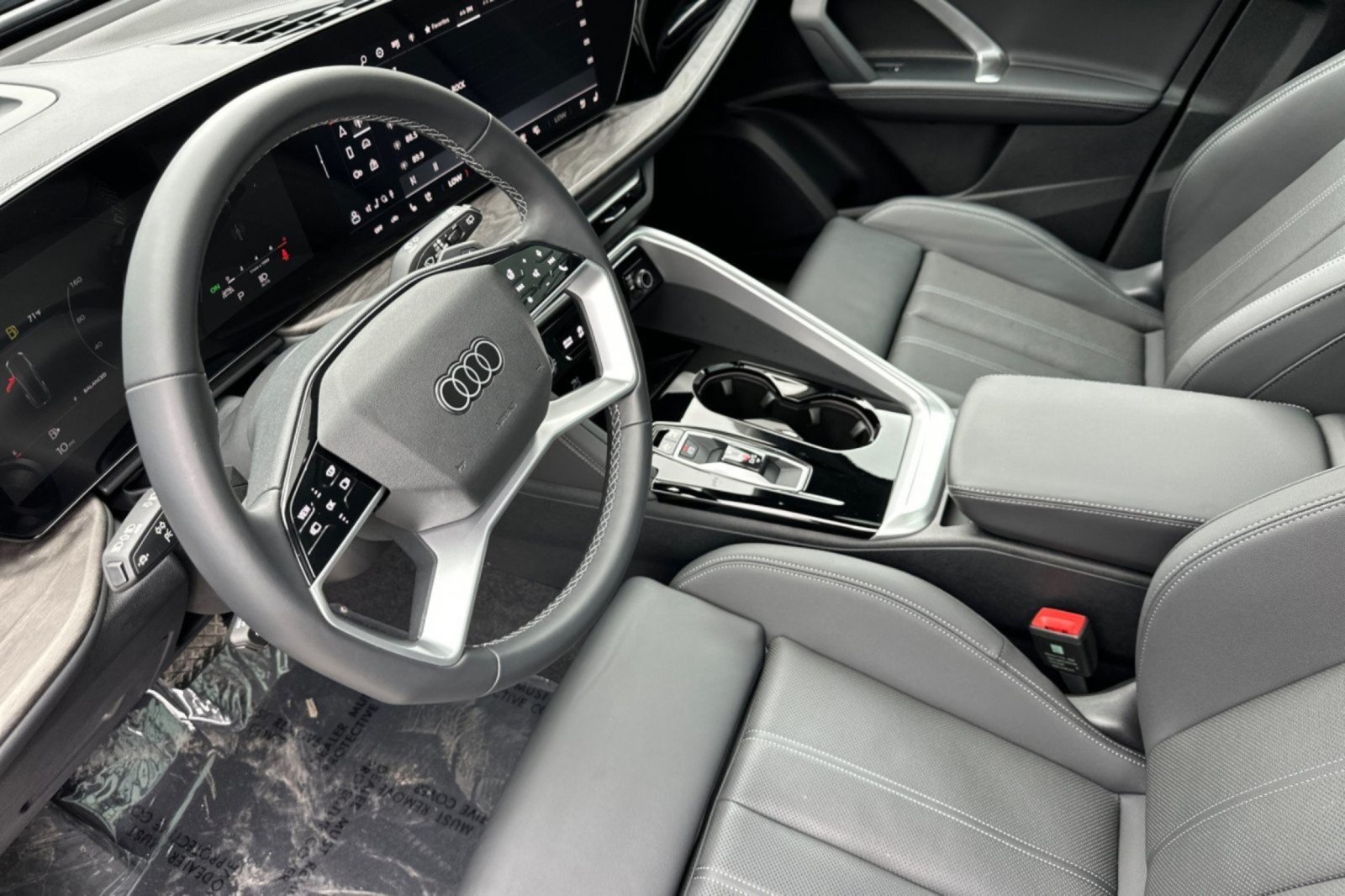 Used 2025 Audi Q5 Premium Plus w/ Premium Plus AWD/4WD image 9