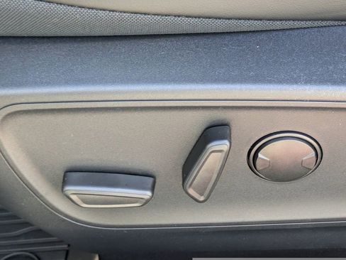 New 2026 Ford Escape SE image 16