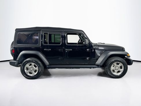 Used 2021 Jeep Wrangler Unlimited Sport AWD/4WD image 4
