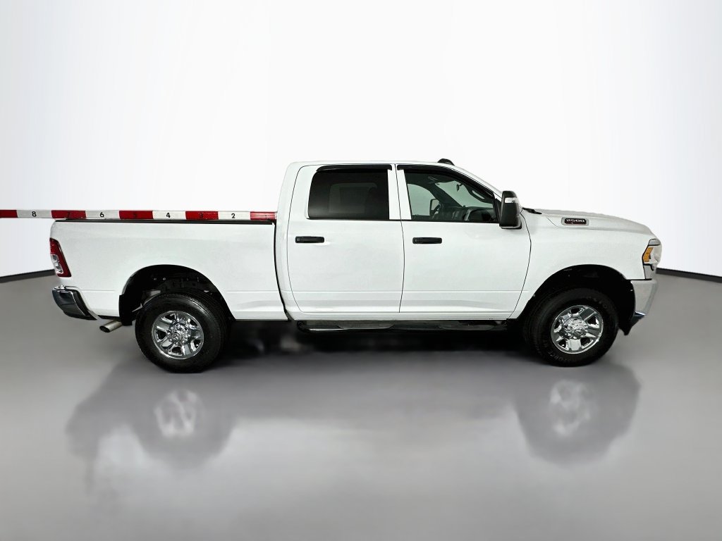 Used 2024 RAM 2500 Tradesman w/ Chrome Appearance Group AWD/4WD image 8