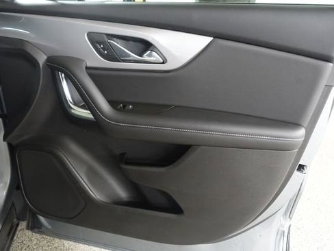 Used 2024 Chevrolet Blazer LT w/ Convenience Package FWD image 25