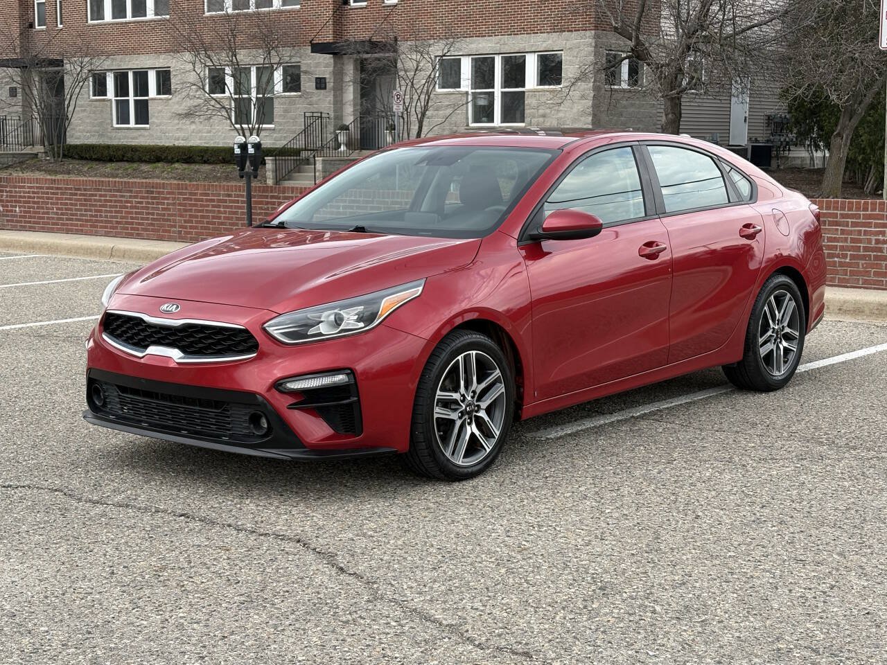 Used 2019 Kia Forte S w/ S Premium Package FWD image 2