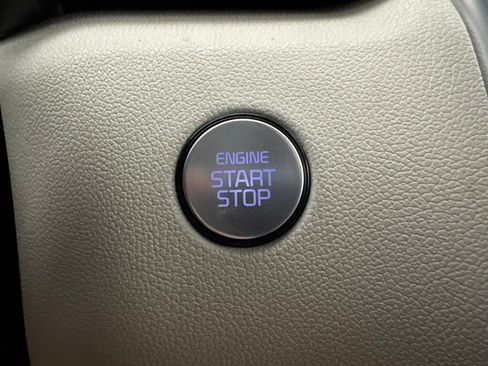 Used 2023 Kia Sorento SX FWD image 24