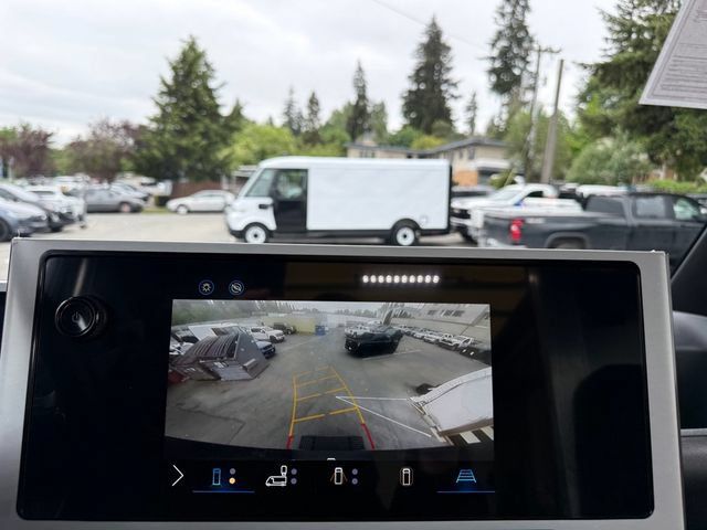 Used 2024 Chevrolet Brightdrop 400 w/ Commercial Equipment Package AWD/4WD image 16