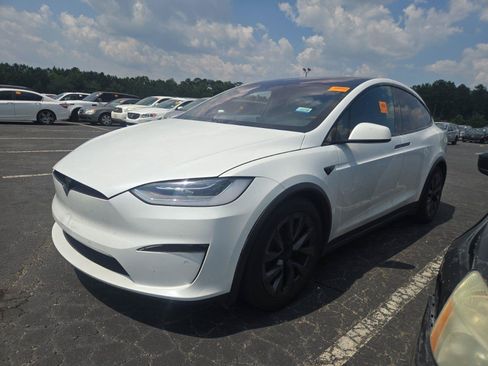 Used 2023 Tesla Model X AWD/4WD image 2
