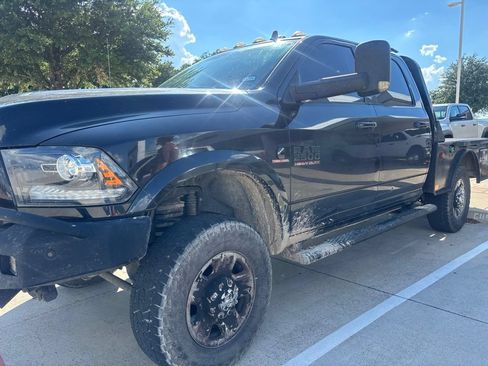 Used 2017 RAM 2500 Laramie w/ Sport Appearance Group AWD/4WD image 8